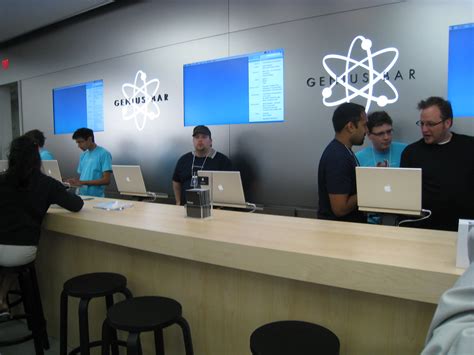 Genius Bar: Apple Services Offered, How to Make an .